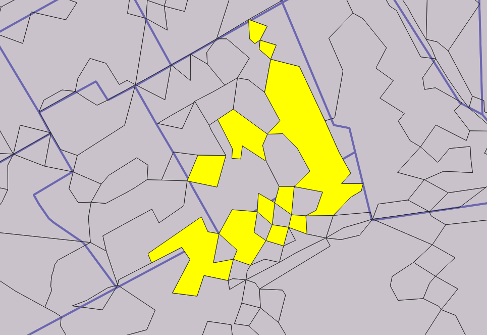 Ett oformligt postnummerråde som skär över flera valdistriktsgränser på en karta.